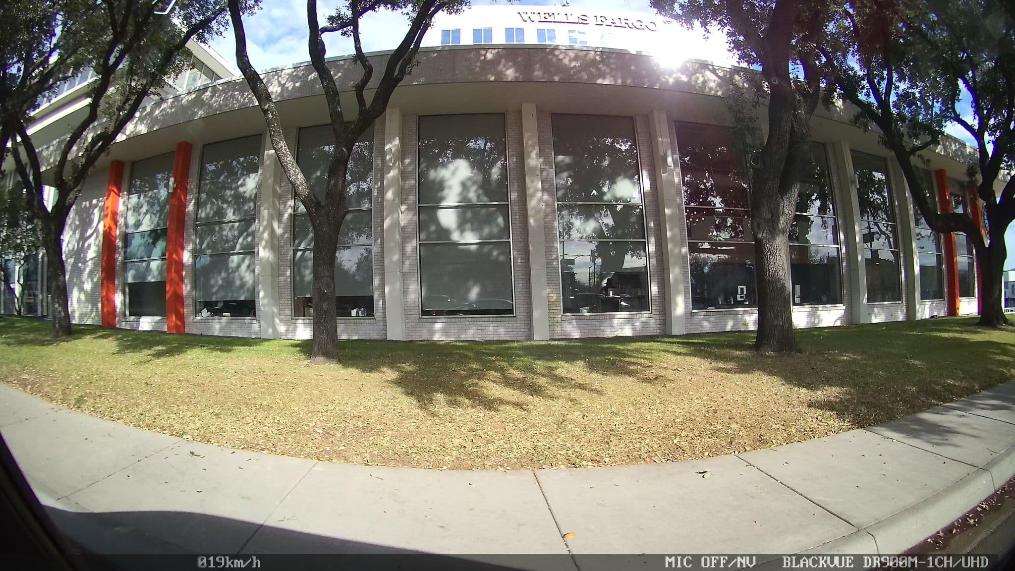 Street view near Discounthotels Dallas, Dallas — © karitotp (CC BY-SA · Mapillary)