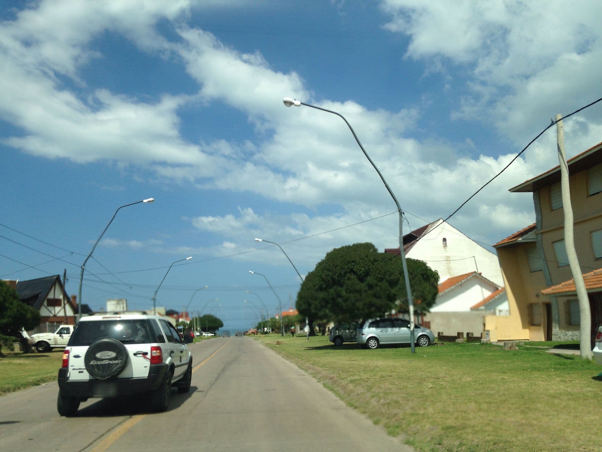 Street view near Hotel Arenas, Mar del Plata — © maryann (CC BY-SA · Mapillary)