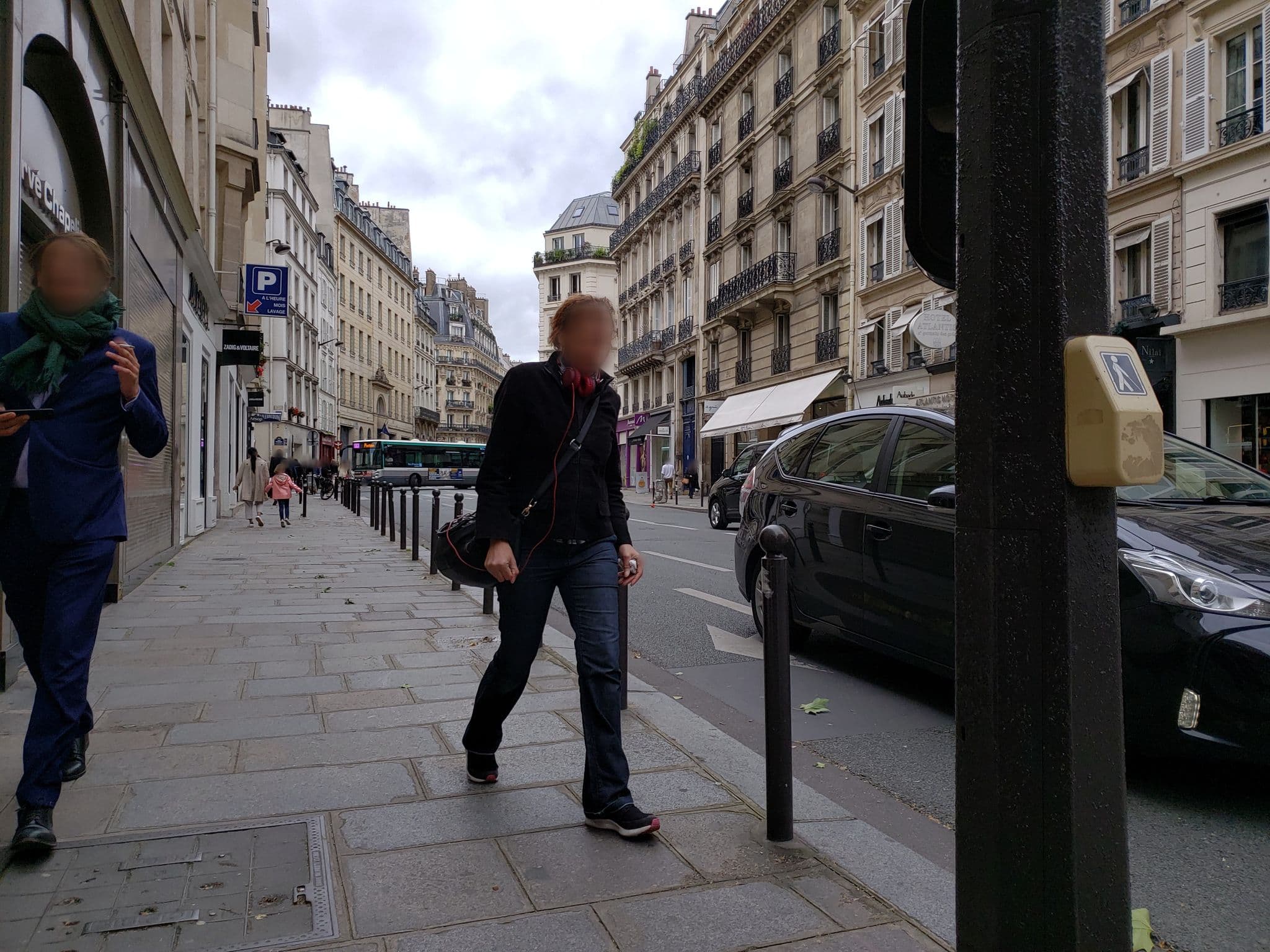 Street view near Atlantis, Paris 06 Luxembourg — © mapfool (CC BY-SA · Mapillary)