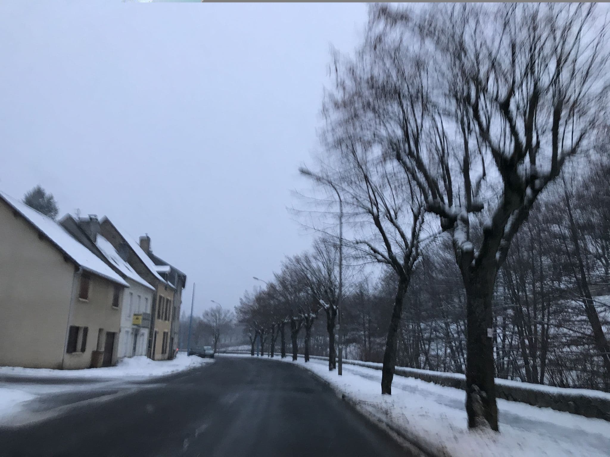Street view near Le Buron, La Bourboule — © fpm (CC BY-SA · Mapillary)