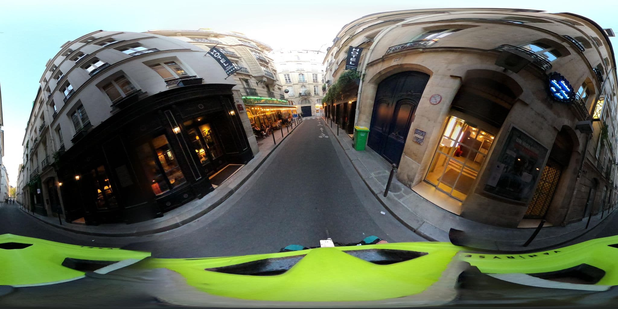 Street view near Villa d'Estrées, Paris — © Stefdegreef (CC BY-SA · Mapillary)