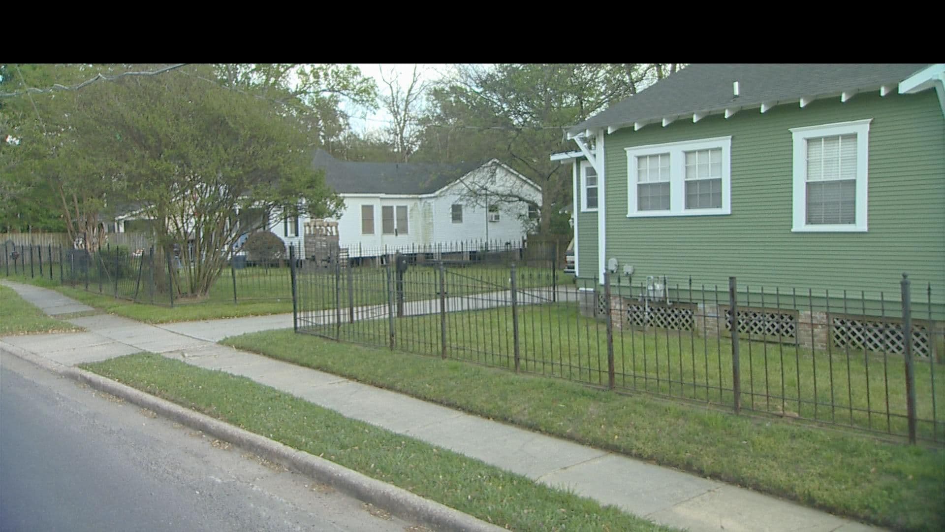 Street view near The Ho-tel Highland, Bossier City — © FF_Loc1 (CC BY-SA · Mapillary)