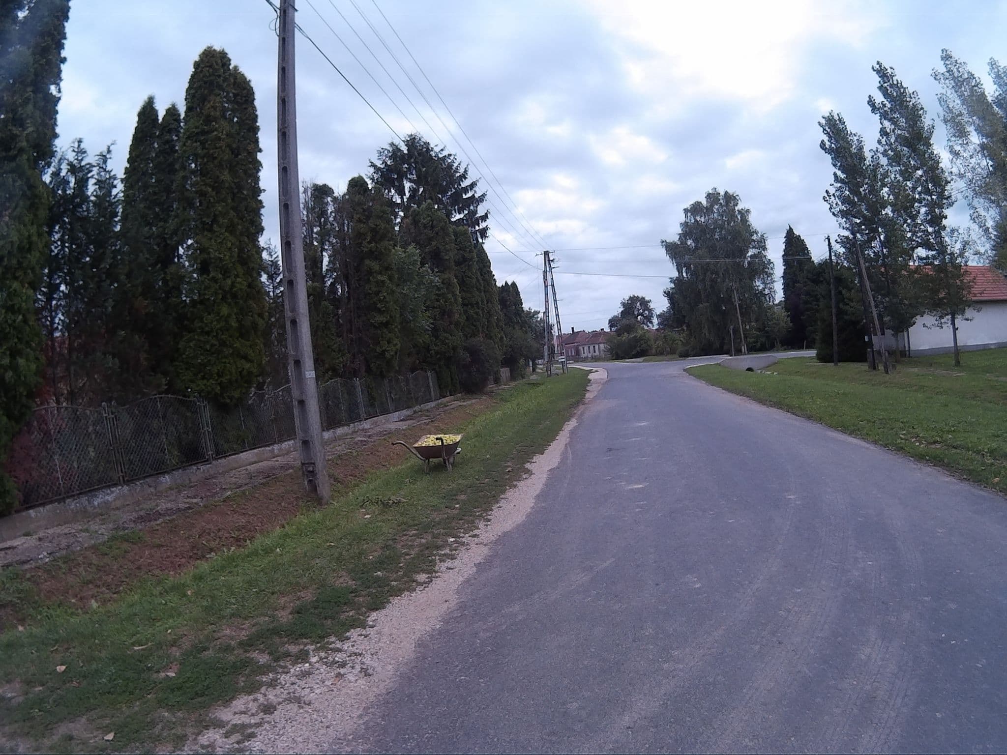 Street view near Almafás Apartmanház, Turnišče — © heyjoe (CC BY-SA · Mapillary)
