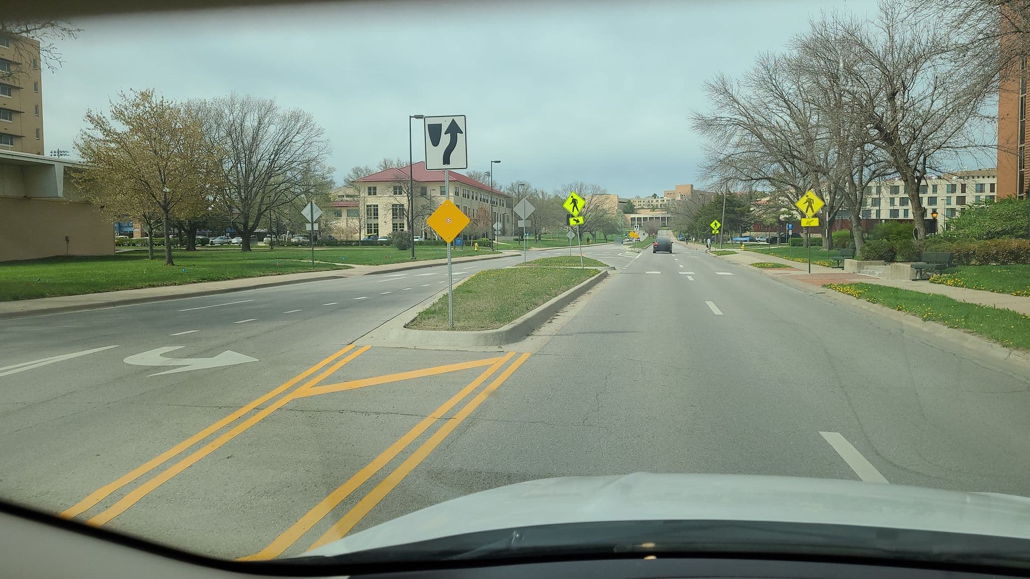 Street view near Naismith Hall Room 431, Lawrence — © kgonterwitz21 (CC BY-SA · Mapillary)