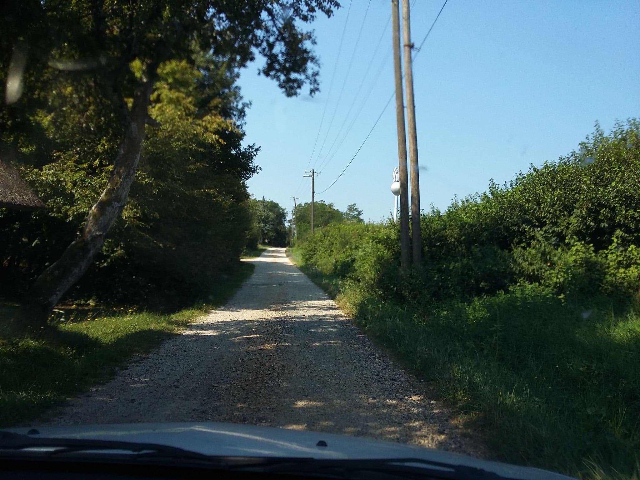 Street view near Zsúpfedeles házikó, Rakičan — © gbabmap (CC BY-SA · Mapillary)