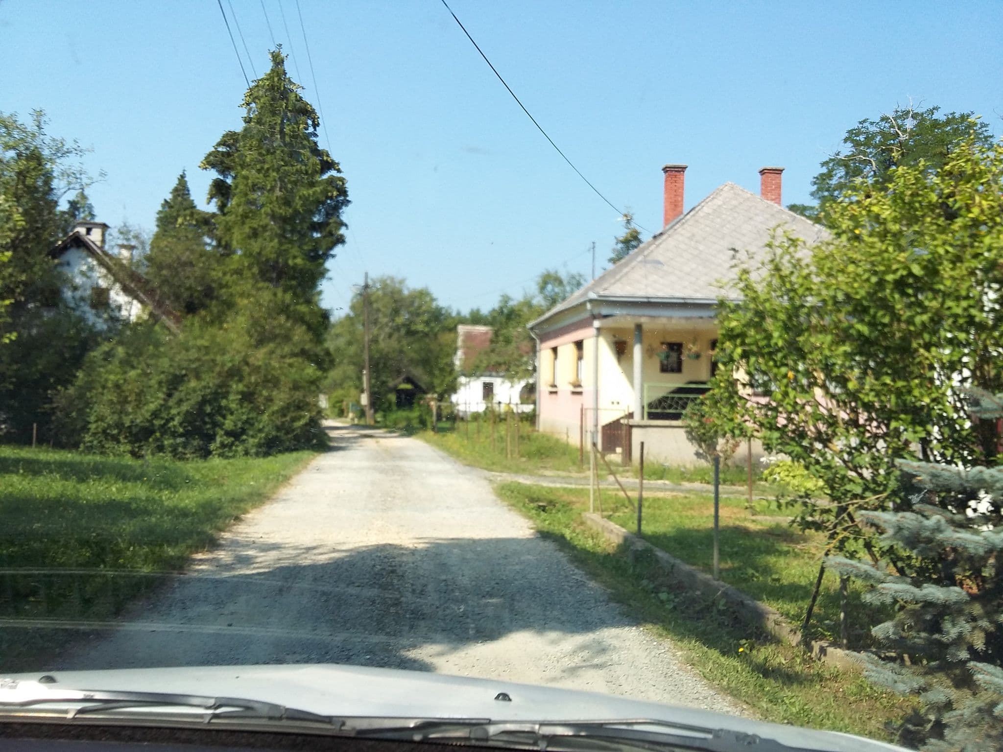 Street view near Tulipán vendégház, Rakičan — © gbabmap (CC BY-SA · Mapillary)