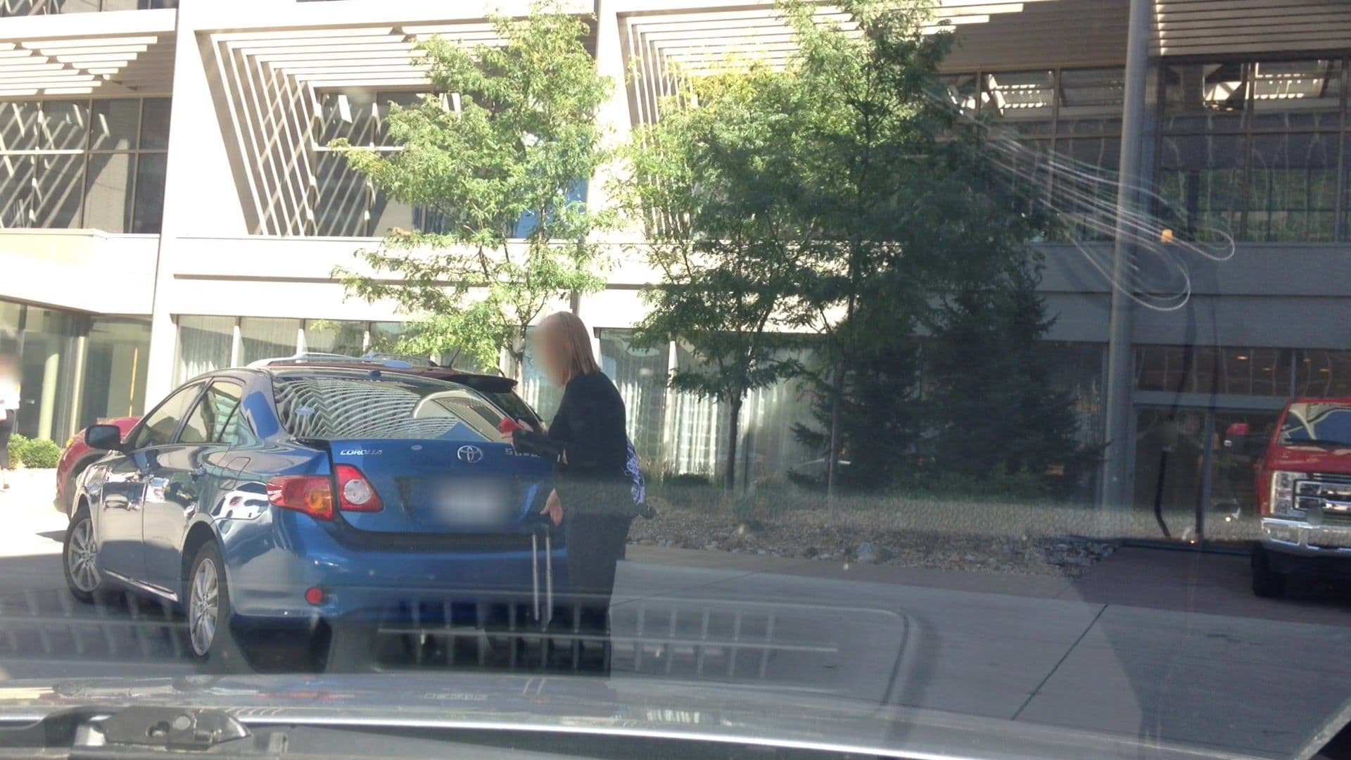 Street view near Hyatt Regency Crown Center, Kansas City — © lvl5 (CC BY-SA · Mapillary)