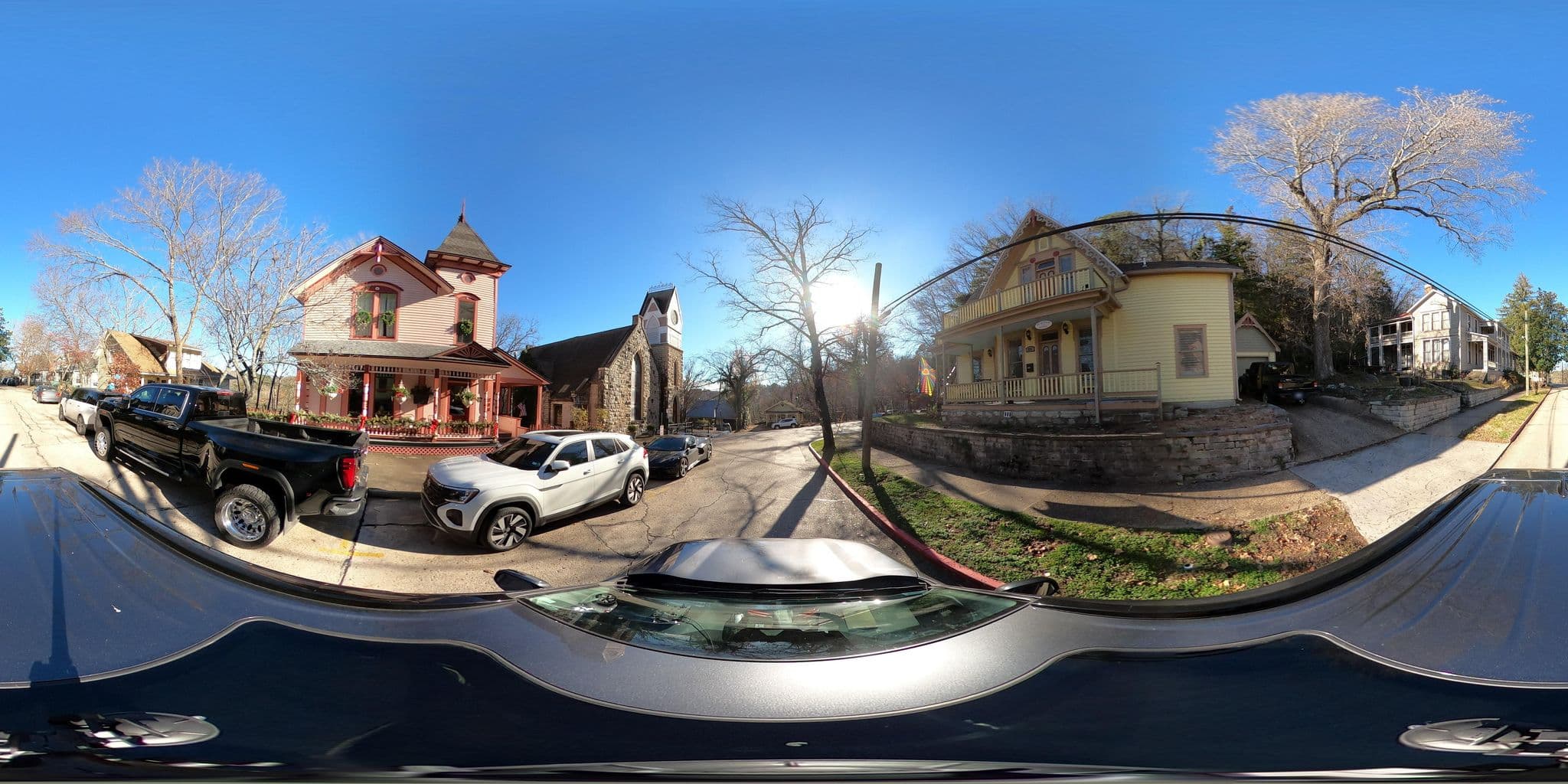 Street view near 1881 Crescent Cottage Bed & Breakfast, Eureka Springs — © justinmeyers (CC BY-SA · Mapillary)