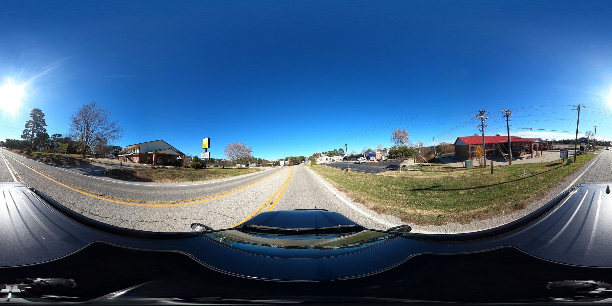 Street view near Howard Johnson Express Inn Eureka Springs, Eureka Springs — © justinmeyers (CC BY-SA · Mapillary)