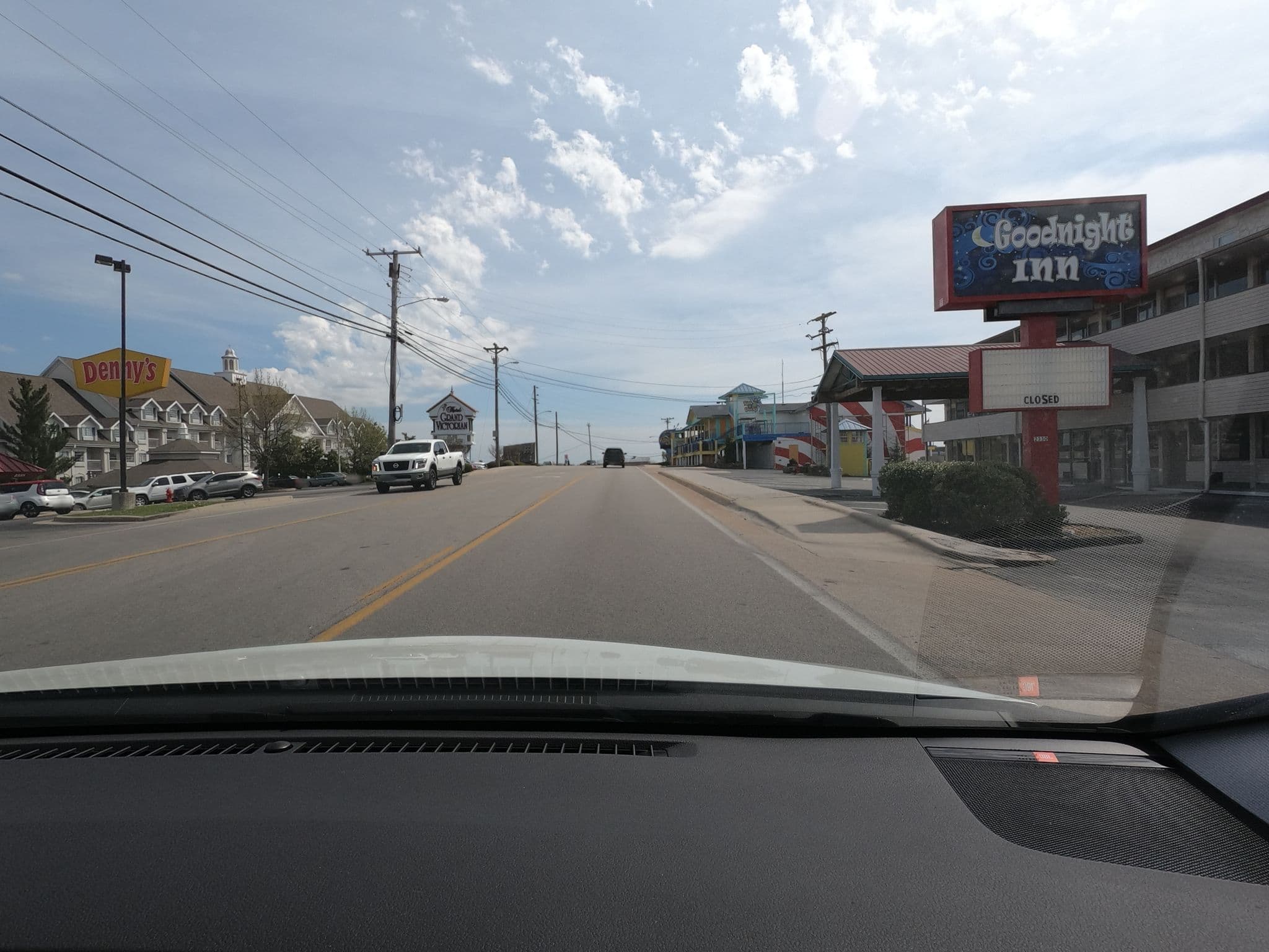 Street view near Best Value Inn, Branson — © toebee (CC BY-SA · Mapillary)