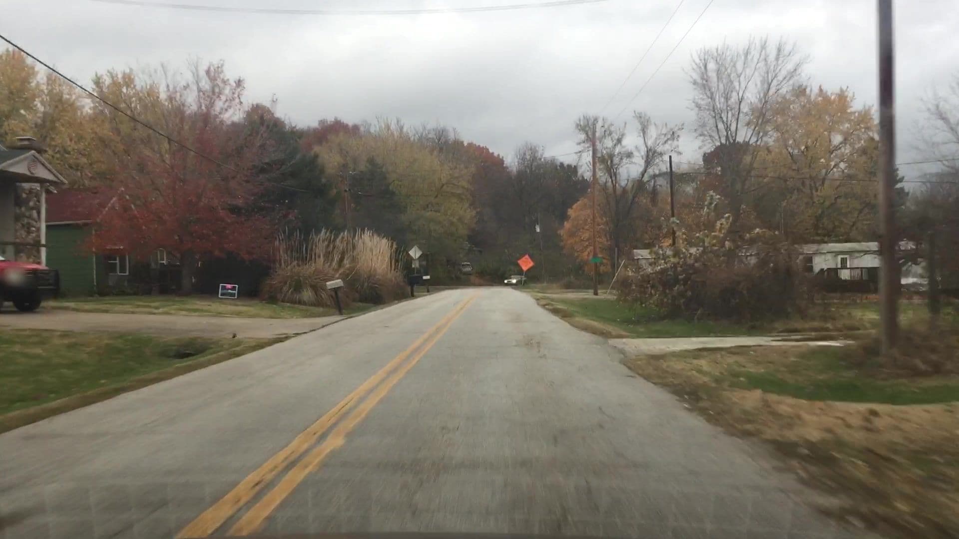 Street view near Katy's Little Lodge, Boonville — © lvl5 (CC BY-SA · Mapillary)