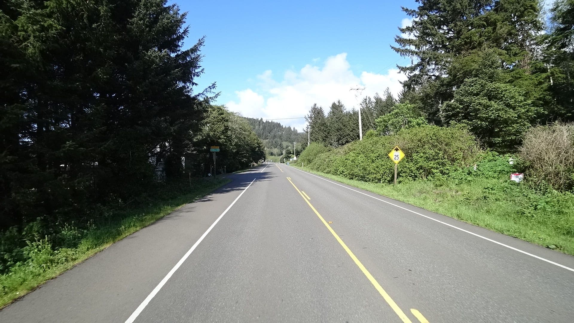 Street view near Vacasa Rentals: Yachats Luxury Beachfront Estate, Waldport — © stilldavid (CC BY-SA · Mapillary)