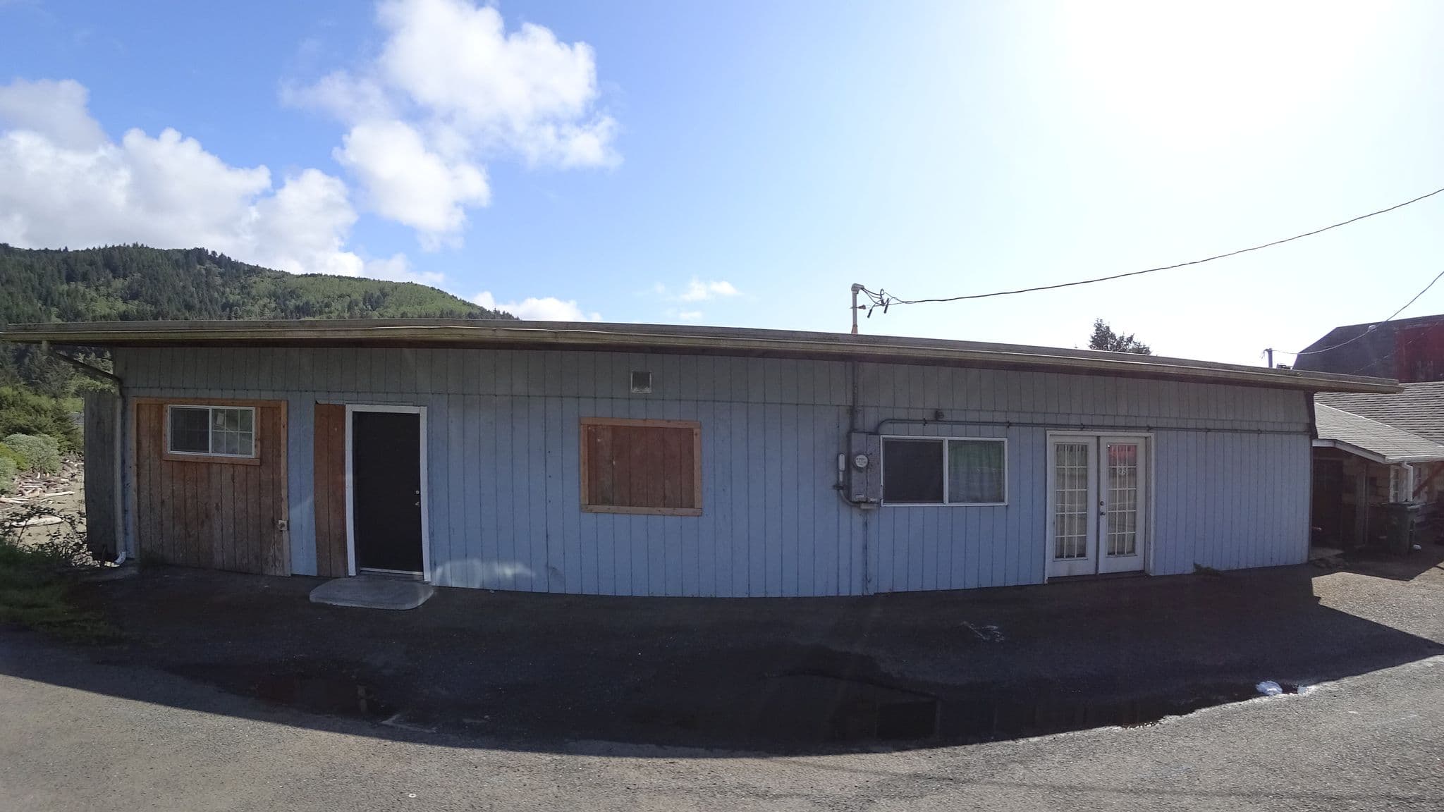 Street view near Ocean Cove Inn Motel, Waldport — © stilldavid (CC BY-SA · Mapillary)