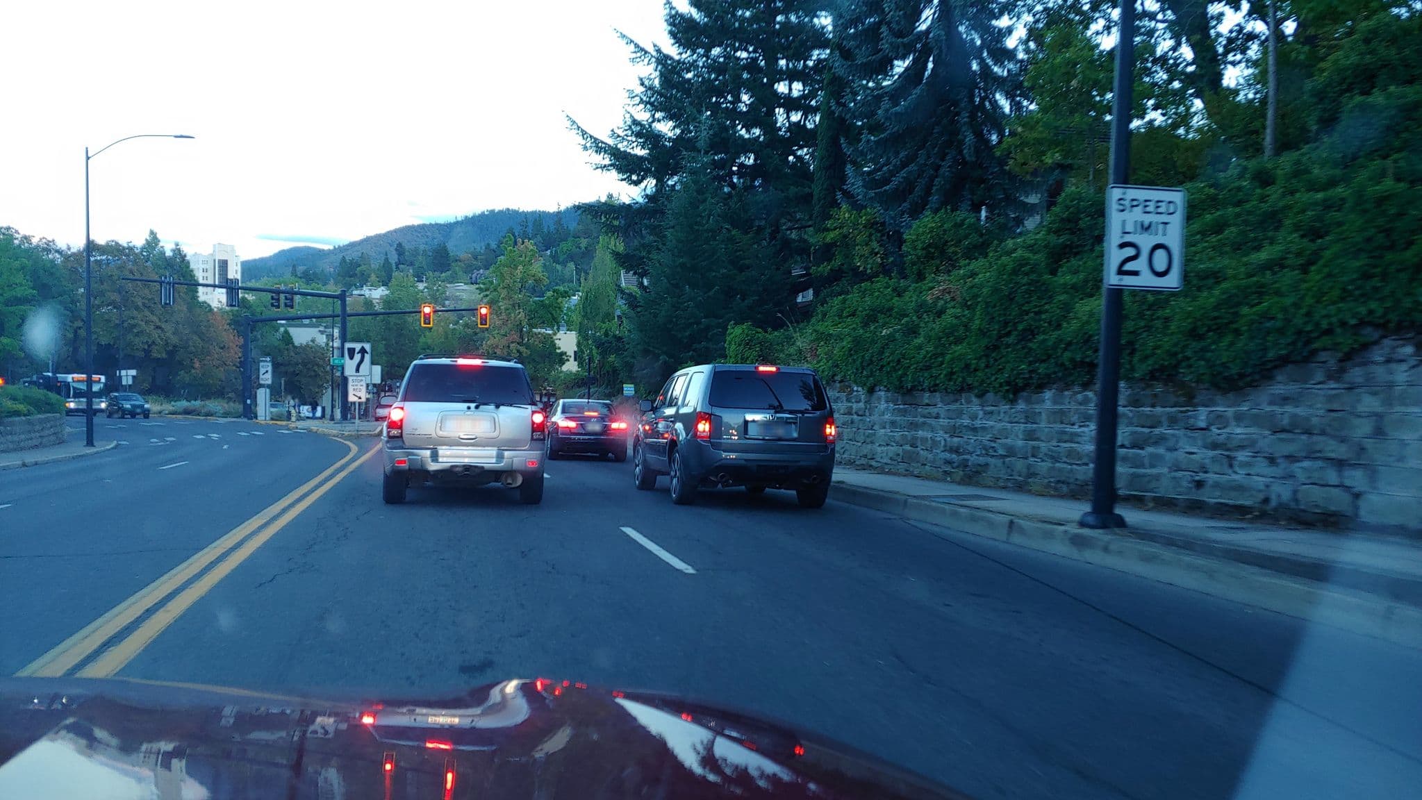 Street view near Nightingail Inn, Talent — © evansiroky (CC BY-SA · Mapillary)