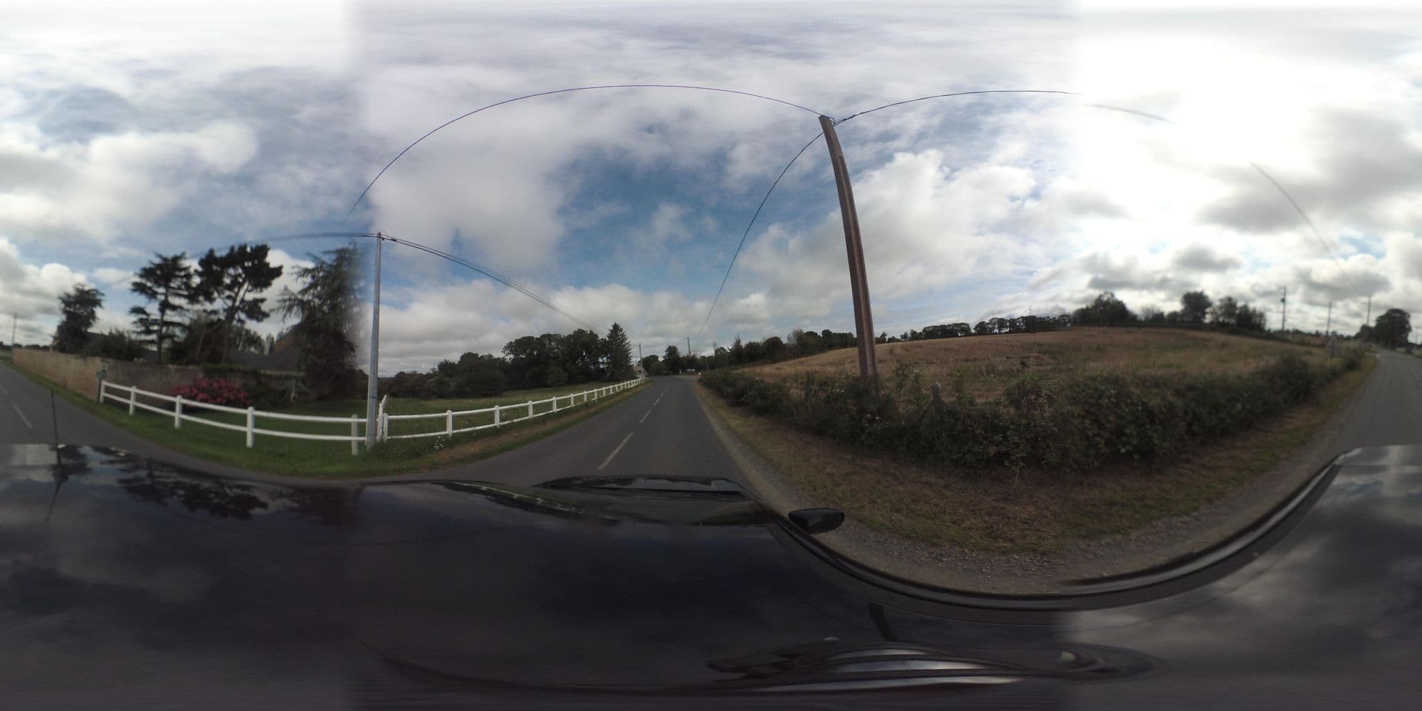 Street view near Ferme de Savigny, Grandcamp-Maisy — © arteragence (CC BY-SA · Mapillary)