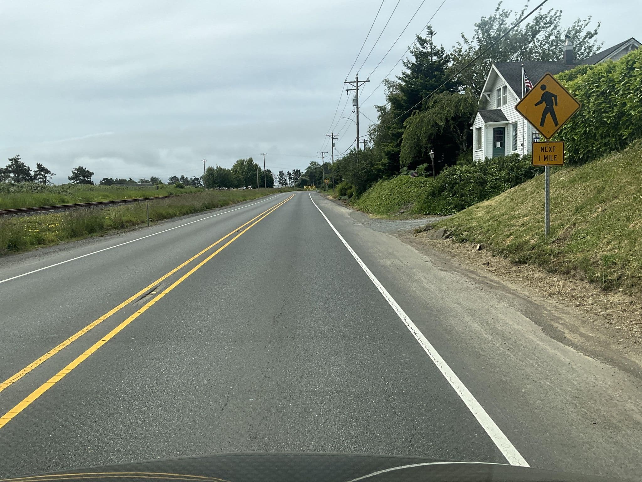 Street view near Pelican's Perch Bed & Breakfast, Rockaway Beach — © whitecotton (CC BY-SA · Mapillary)
