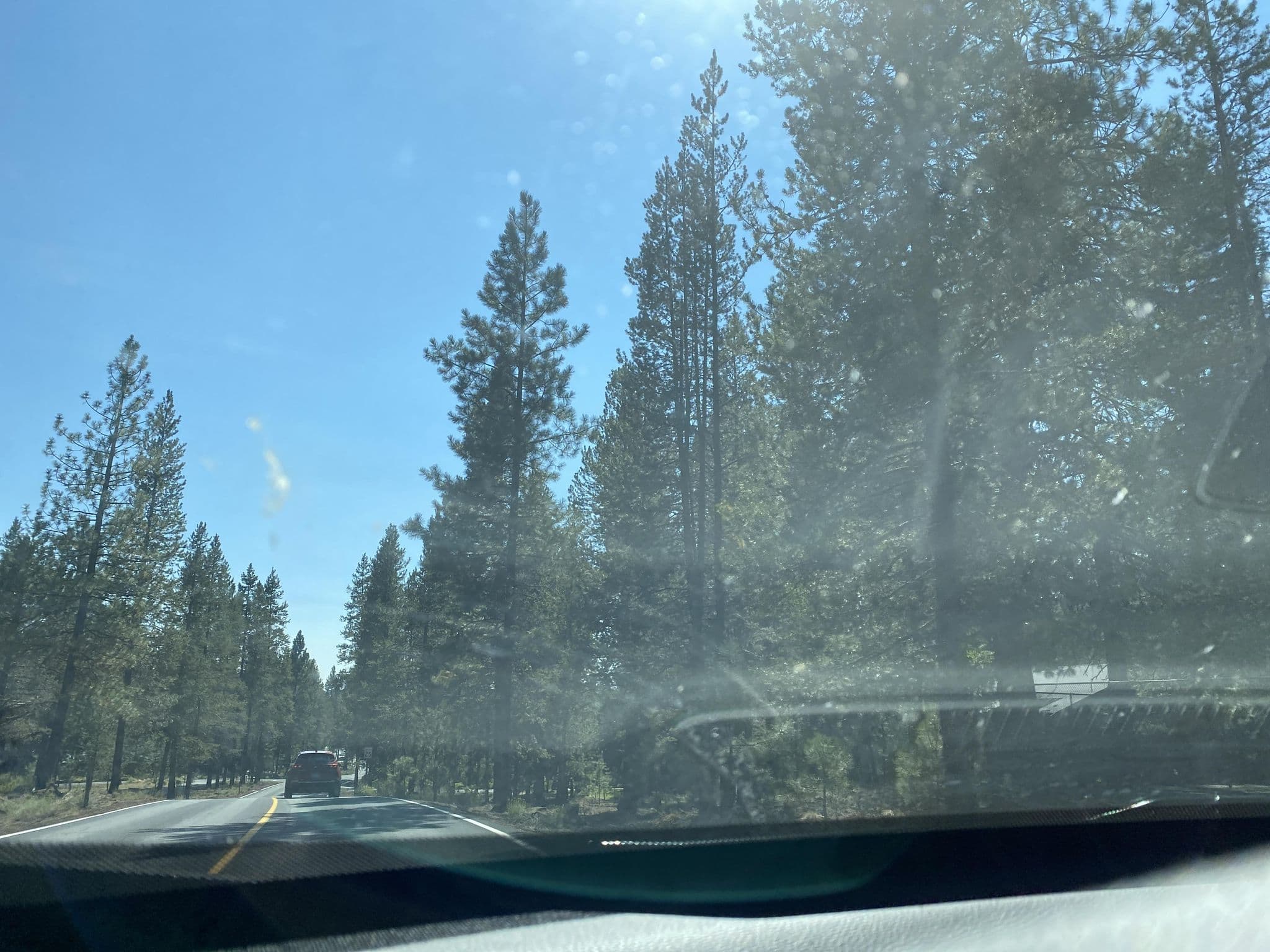 Street view near The Ridge at Sunriver, Sunriver — © cmiles (CC BY-SA · Mapillary)