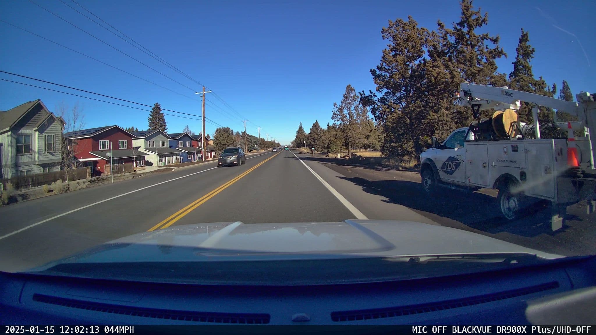 Street view near Dawn’s Place, Bend — © n_skinner (CC BY-SA · Mapillary)