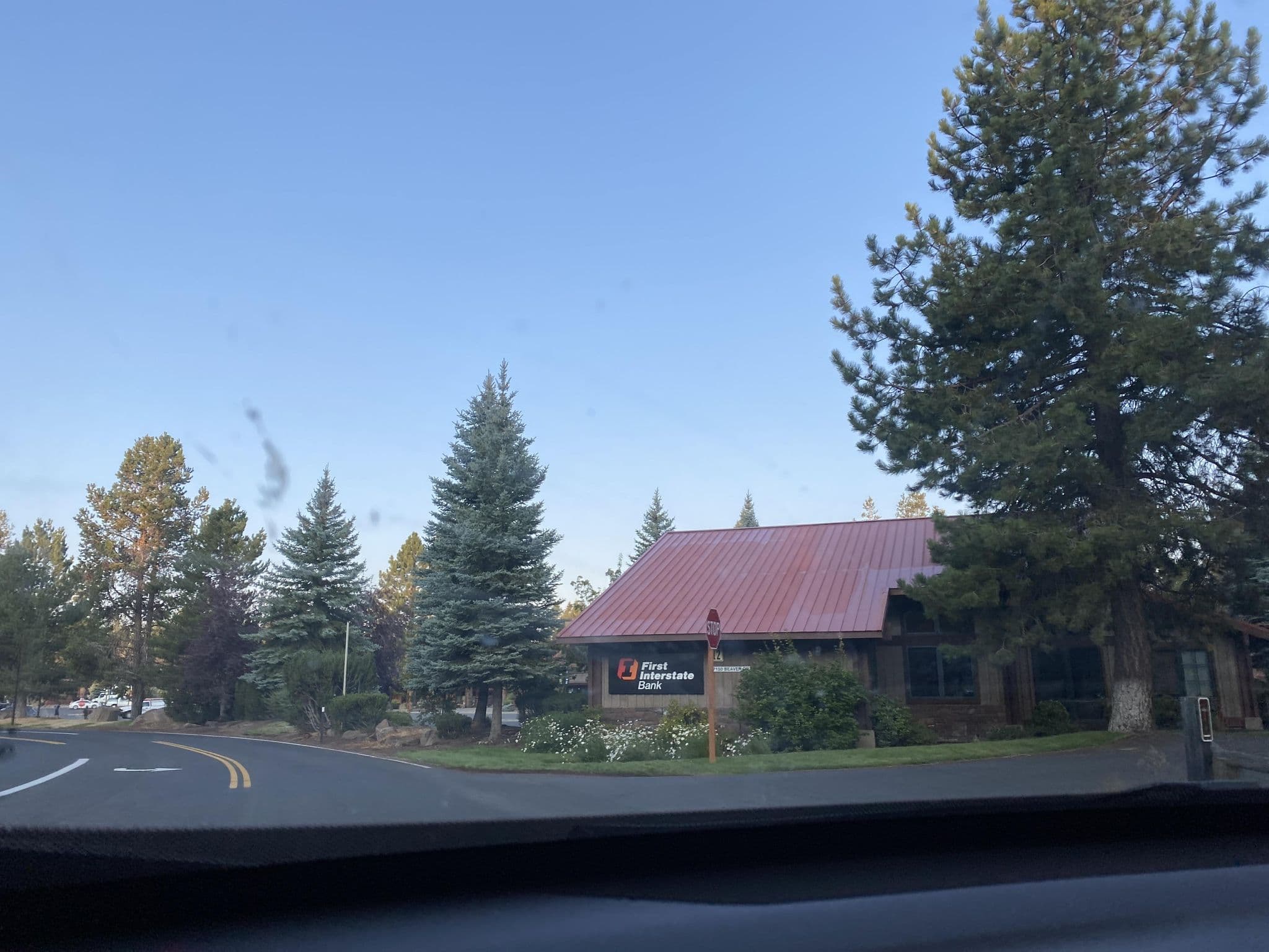 Street view near Mountain Resort Properties, Sunriver — © cmiles (CC BY-SA · Mapillary)