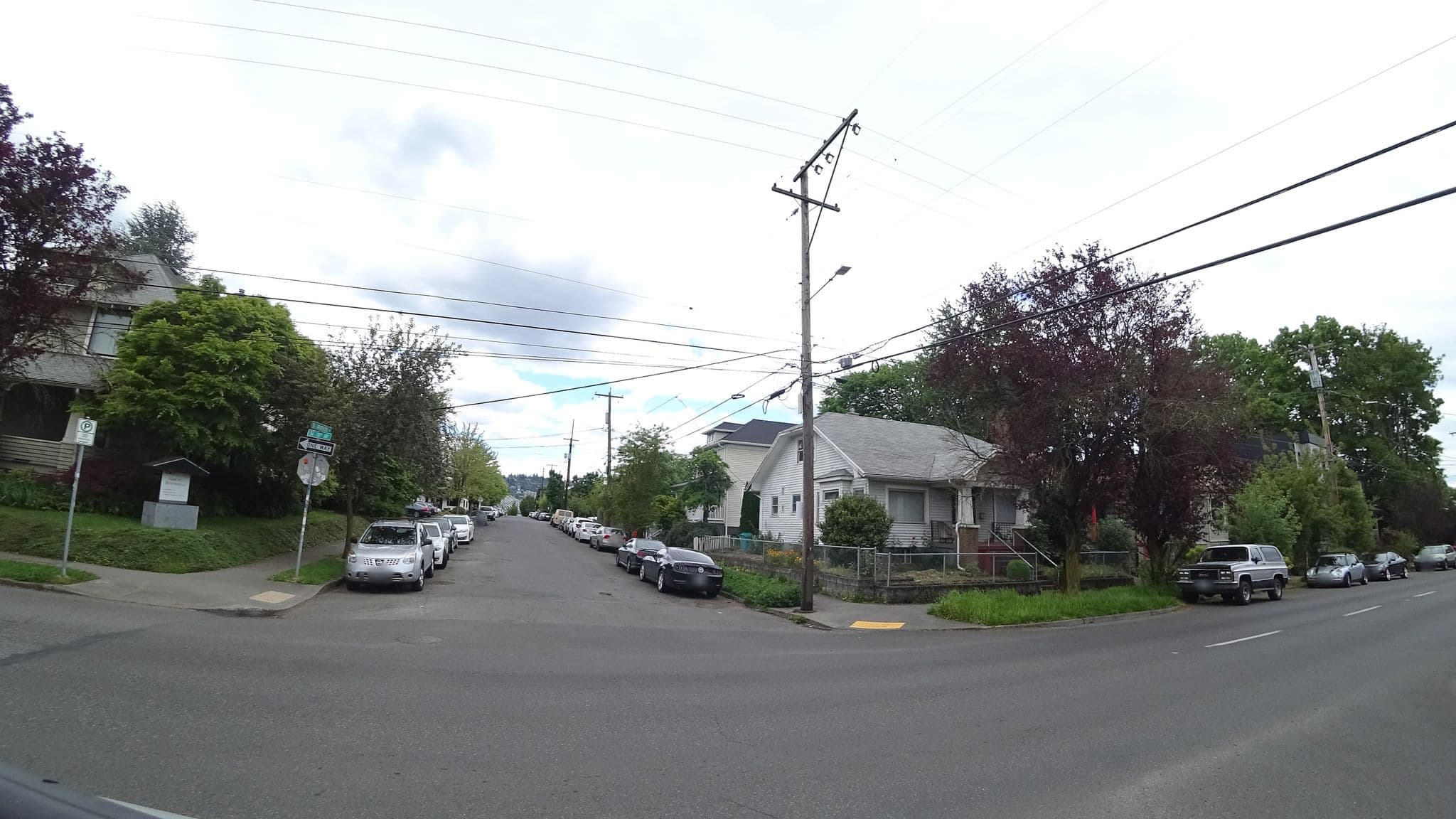 Street view near Division House, Portland — © mly_pdx01 (CC BY-SA · Mapillary)