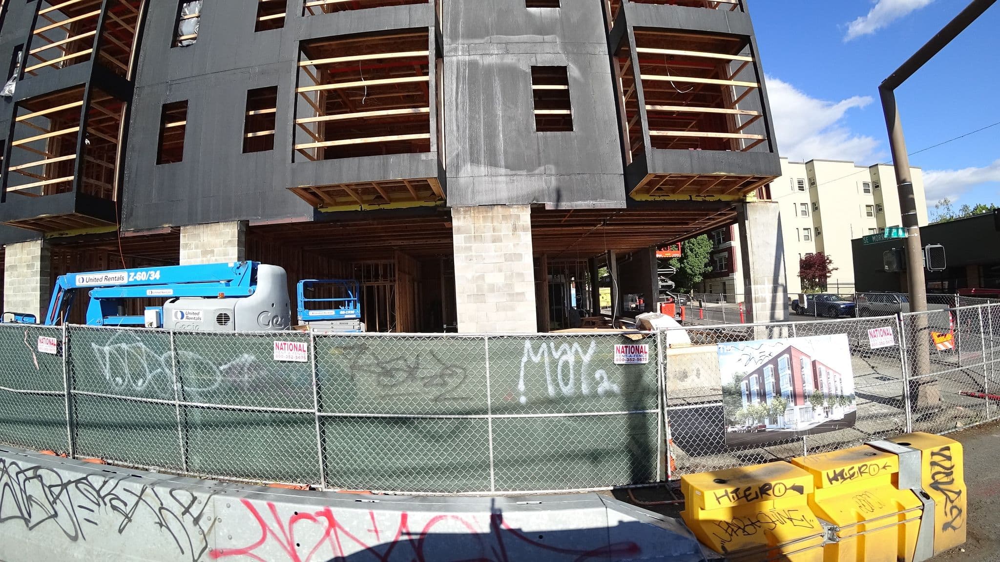 Street view near Ella Marie Apartments, Portland — © mly_pdx01 (CC BY-SA · Mapillary)