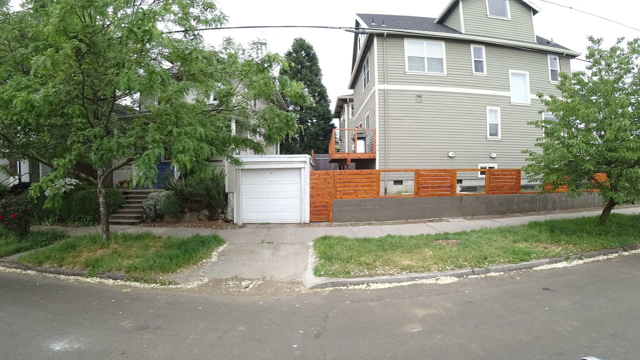 Street view near Buddha Tree Room, Portland — © mly_pdx01 (CC BY-SA · Mapillary)