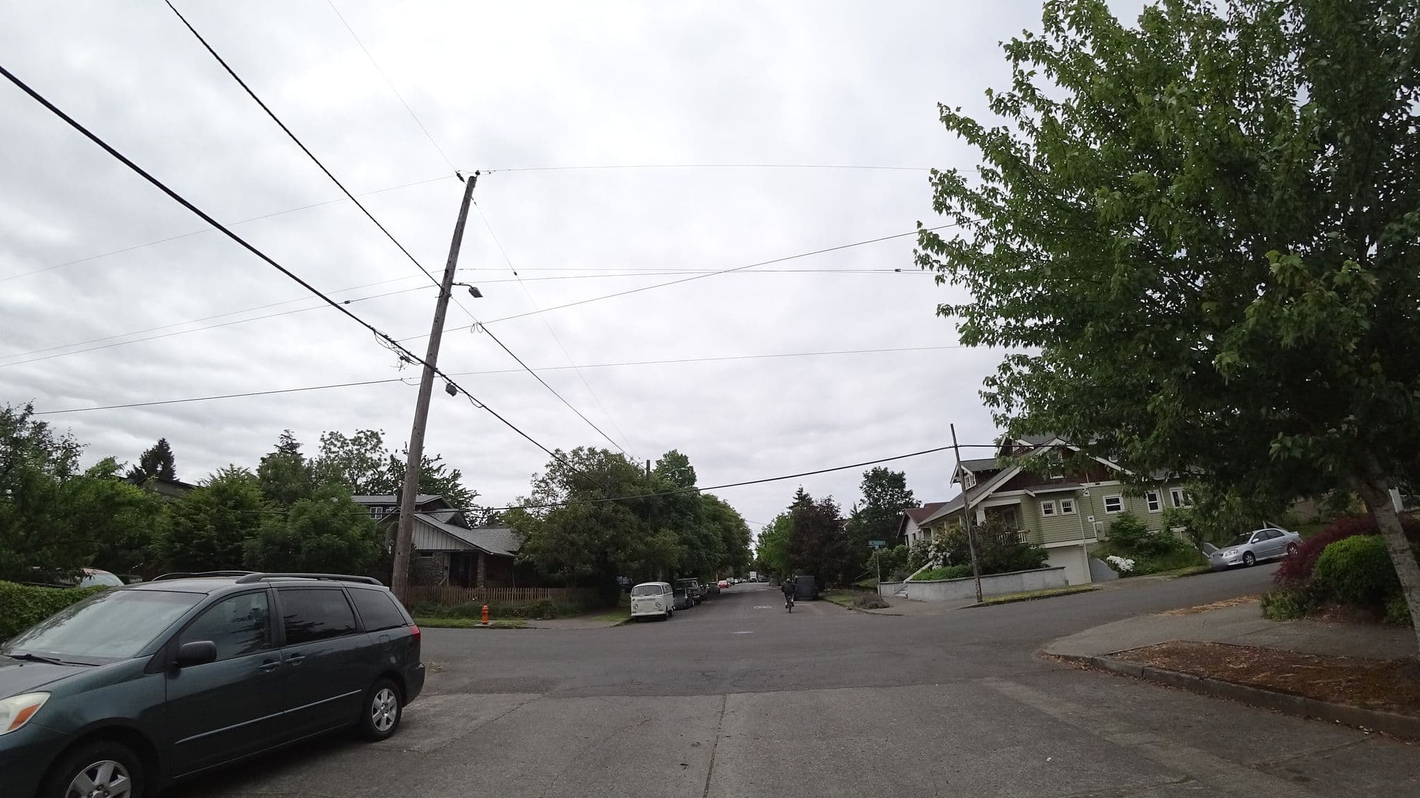 Street view near Airbnb - Cozy Attic Apartment, Portland — © mly_pdx01 (CC BY-SA · Mapillary)