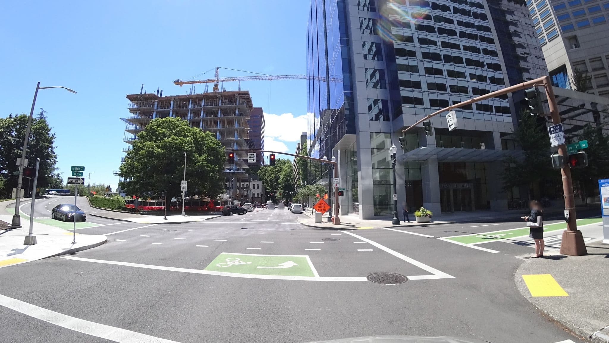 Street view near Berkshire Hotel, Portland — © mly_pdx03 (CC BY-SA · Mapillary)