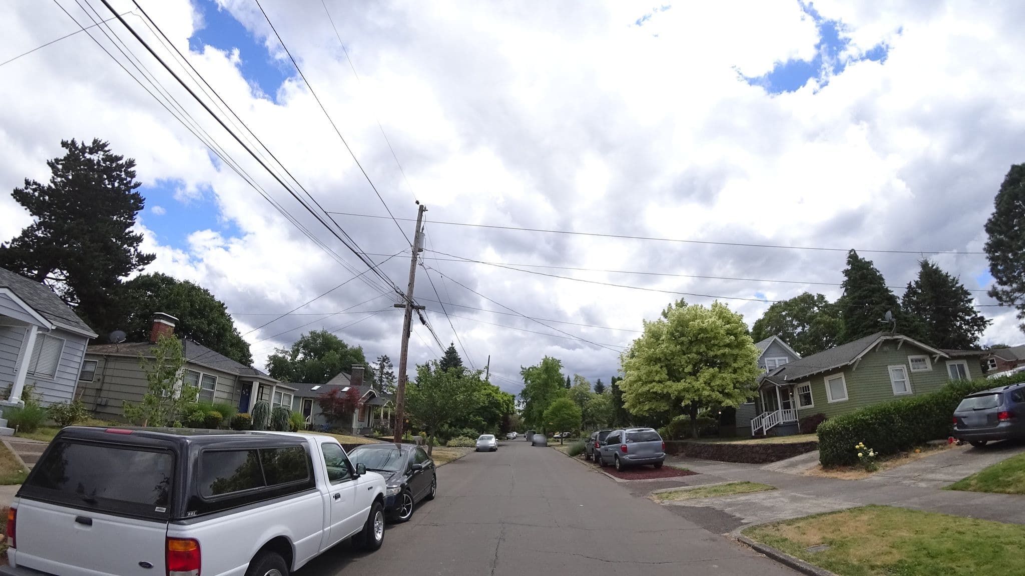 Street view near Oliverland, Portland — © mly_pdx06 (CC BY-SA · Mapillary)