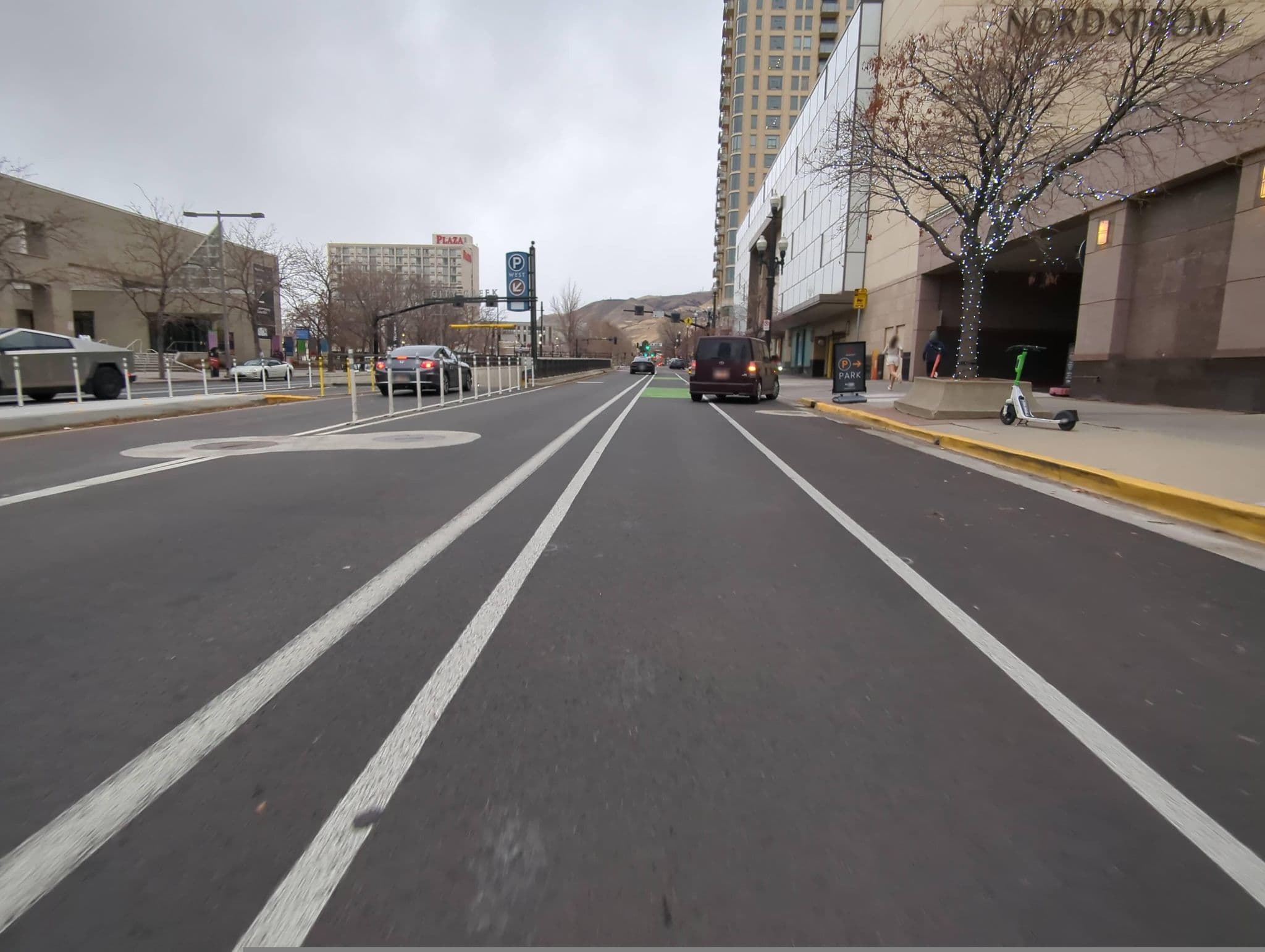 Street view near Marriott Pool, Salt Lake City — © troysalt (CC BY-SA · Mapillary)