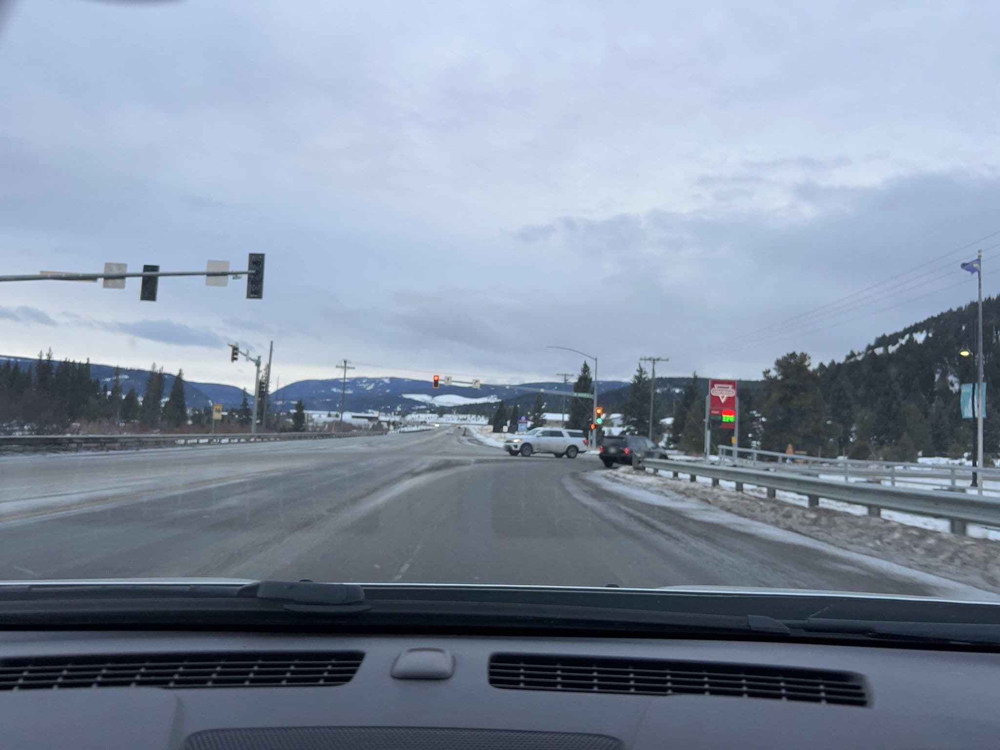 Street view near Village Center Hotel Big Sky, Big Sky — © whitecotton (CC BY-SA · Mapillary)