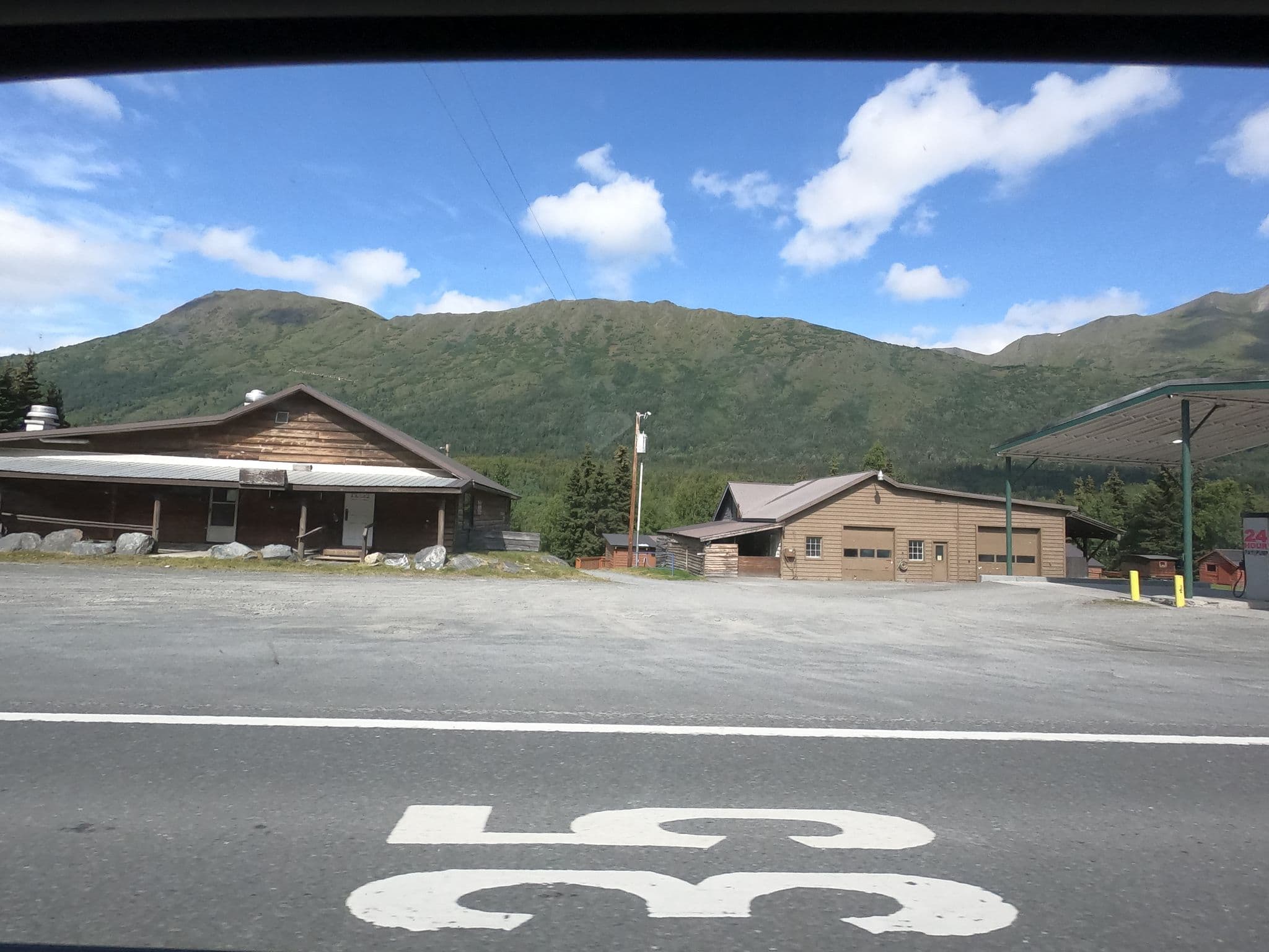 Street view near Grizzly Ridge, Bear Creek — © missmichiko (CC BY-SA · Mapillary)
