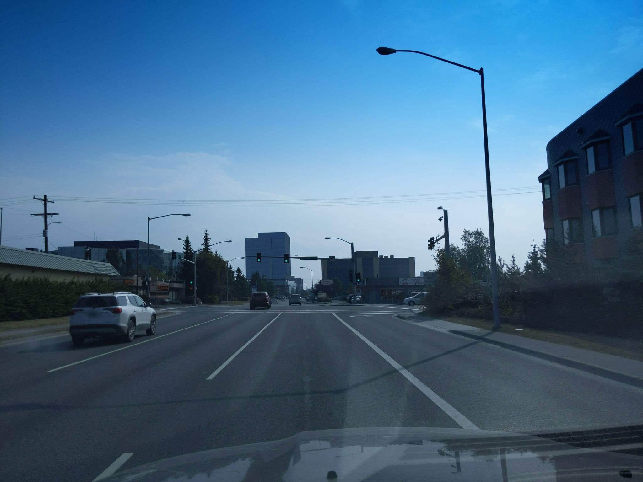 Street view near Sockeye Inn, Anchorage — © akmapper01 (CC BY-SA · Mapillary)