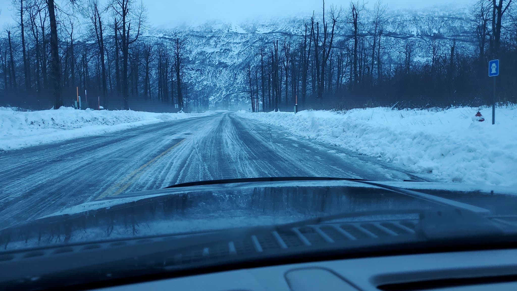Street view near Glacier Hotel, Valdez — © fearsomesaytr (CC BY-SA · Mapillary)
