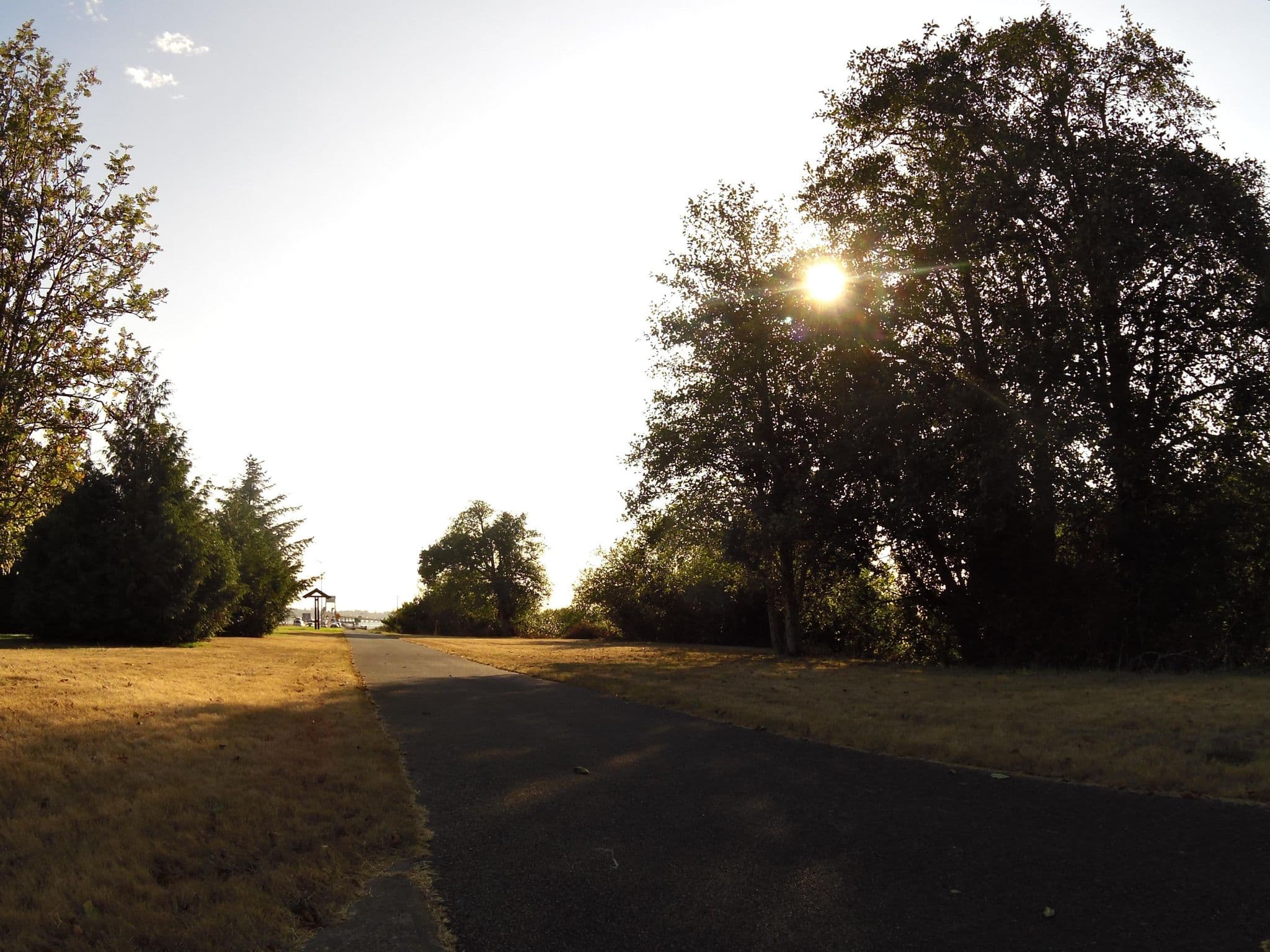 Street view near The Lloyd Hotel, Gearhart — © andrewsnow (CC BY-SA · Mapillary)