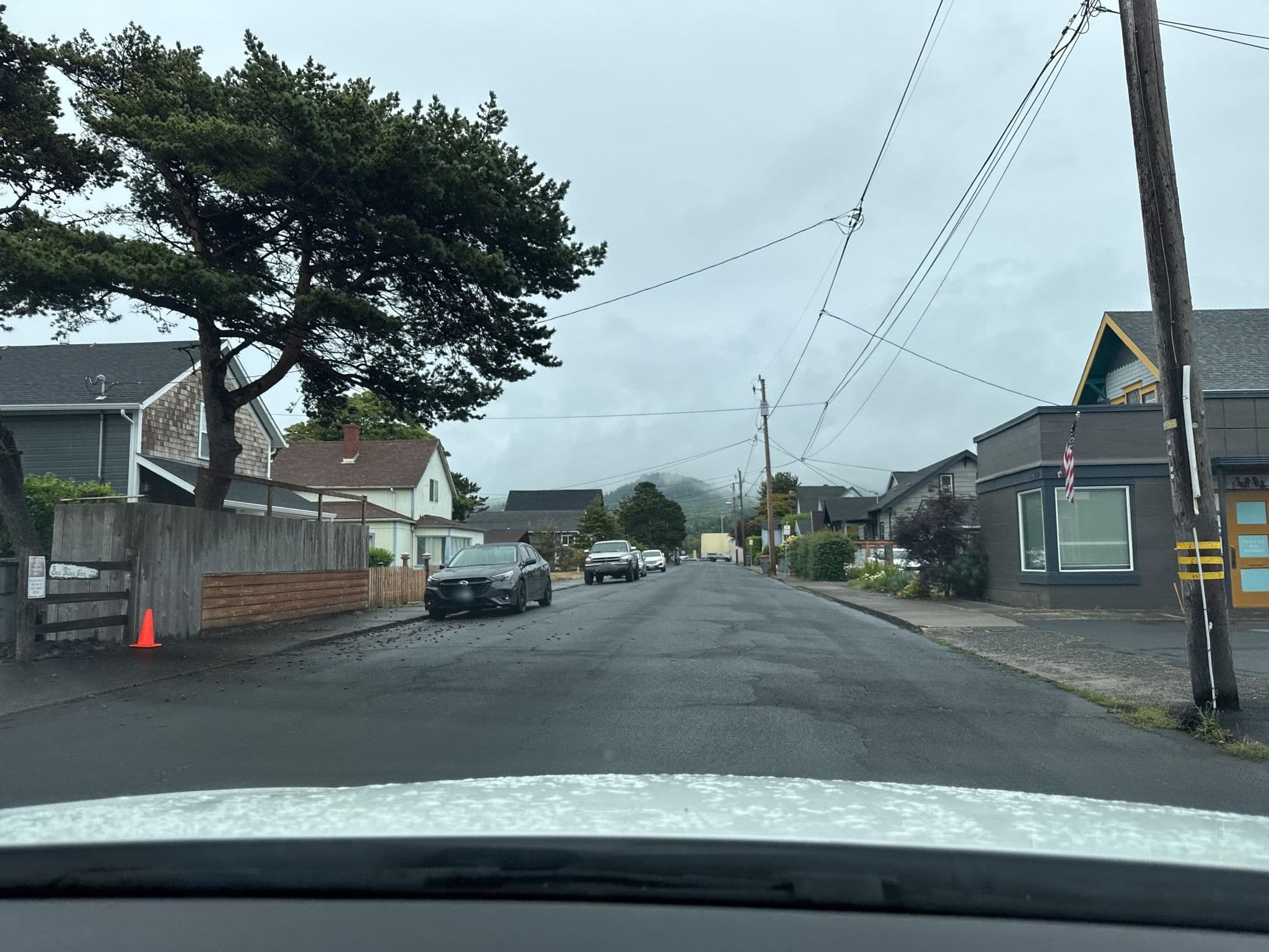 Street view near The Starry Night Inn, Gearhart — © quickness805 (CC BY-SA · Mapillary)