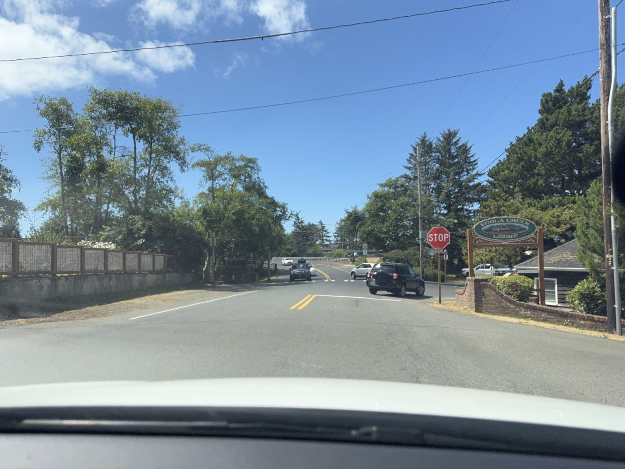 Street view near Cannon Beach Ecola Creek Lodge, Cannon Beach — © quickness805 (CC BY-SA · Mapillary)