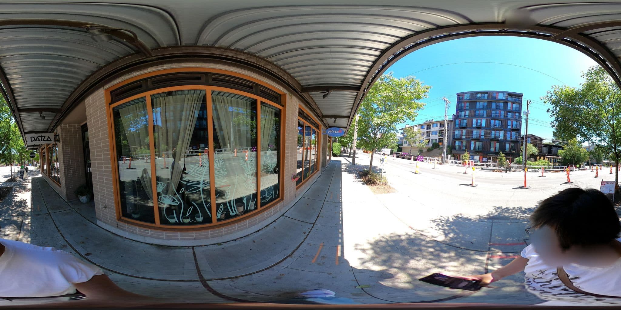Street view near Eastlake Inn, Seattle — © kevatwork (CC BY-SA · Mapillary)