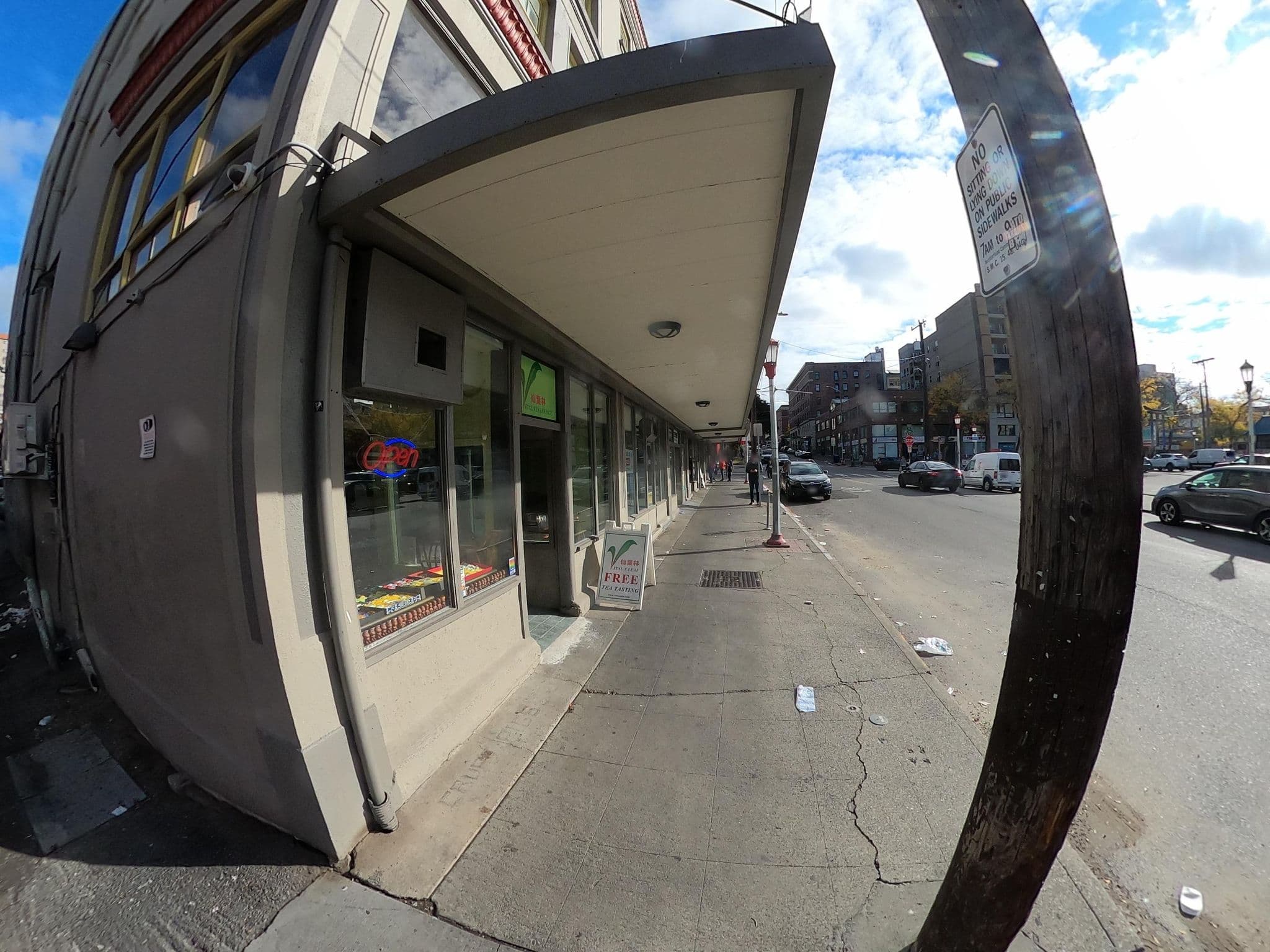 Street view near Americain Hostel, Seattle — © SpecCollecs (CC BY-SA · Mapillary)