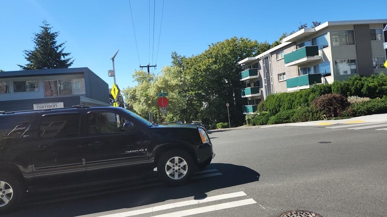 Street view near Harrison Modern, Seattle — © GELEHRT (CC BY-SA · Mapillary)