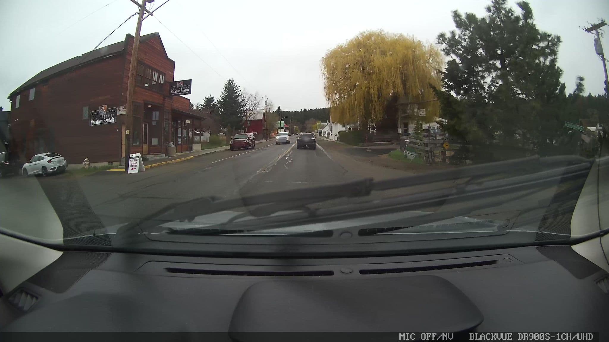 Street view near All Seasons Vacation Rentals, Cle Elum — © damnitgetmybeer (CC BY-SA · Mapillary)