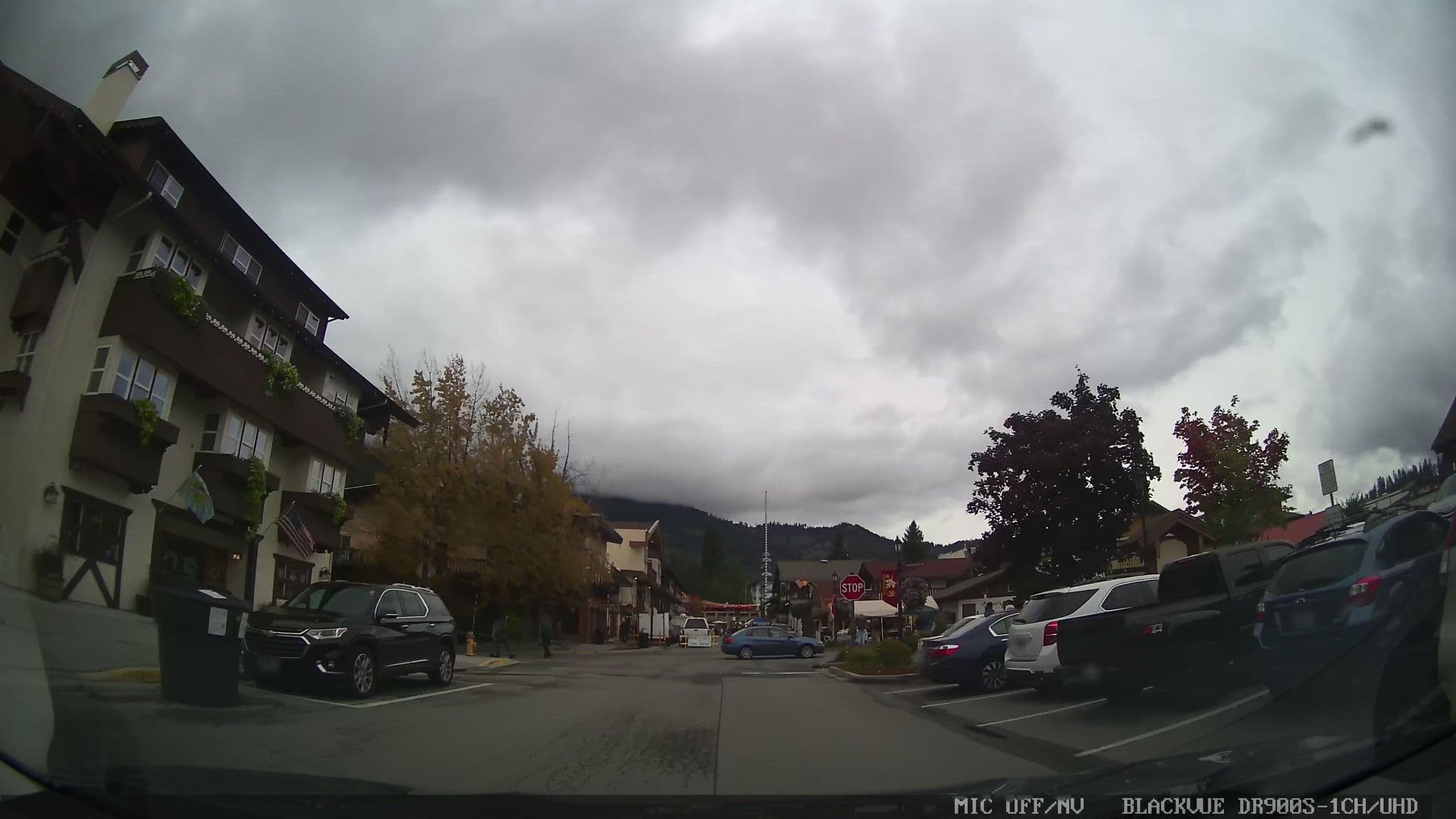 Street view near Vacation Internationale, Cashmere — © damnitgetmybeer (CC BY-SA · Mapillary)