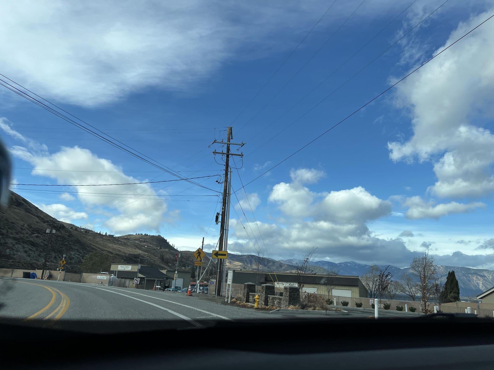 Street view near Sunset Marina Lake Chelan, Chelan — © cmiles (CC BY-SA · Mapillary)