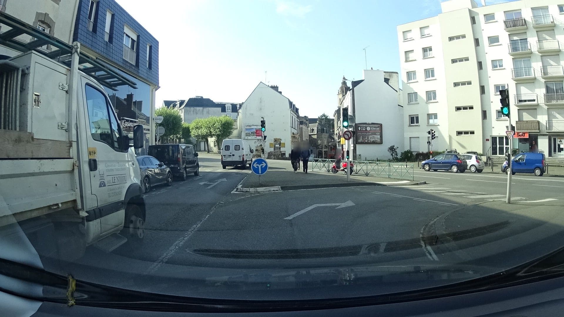 Street view near Residence Arromanche, Vannes — © ljbouere (CC BY-SA · Mapillary)