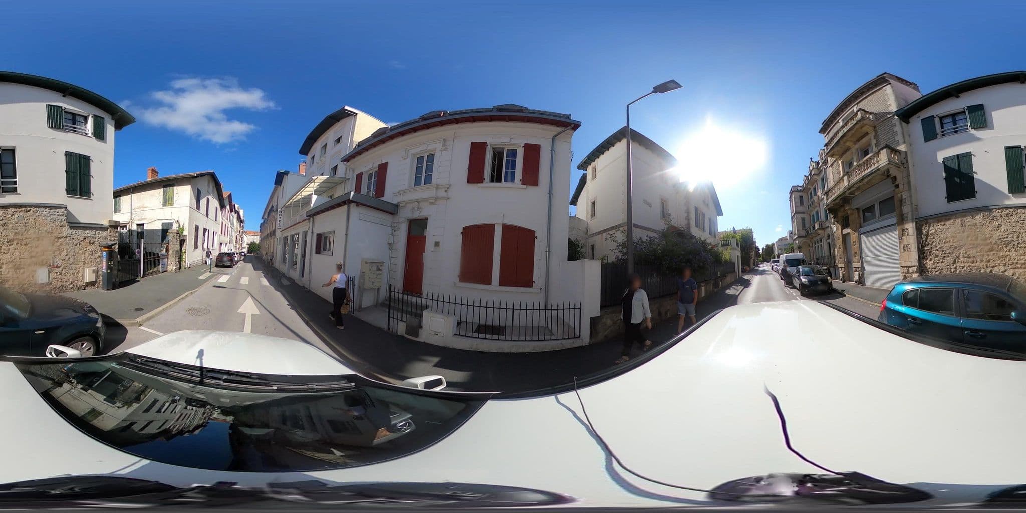 Street view near Hôtel Saint Charles, Biarritz — © sanjorgepinho (CC BY-SA · Mapillary)