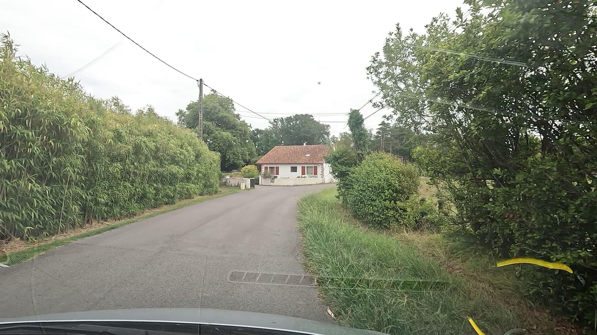Street view near Chambres & Suites Arguibel, Guéthary — © vinisa (CC BY-SA · Mapillary)