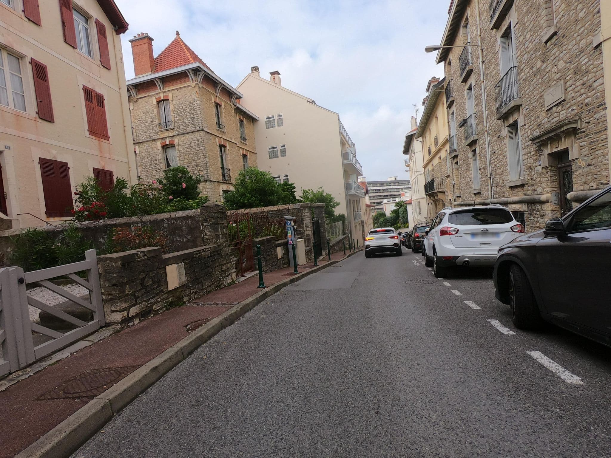 Street view near Studio Biarritz Victoria Grande Plage, Biarritz — © txominh (CC BY-SA · Mapillary)
