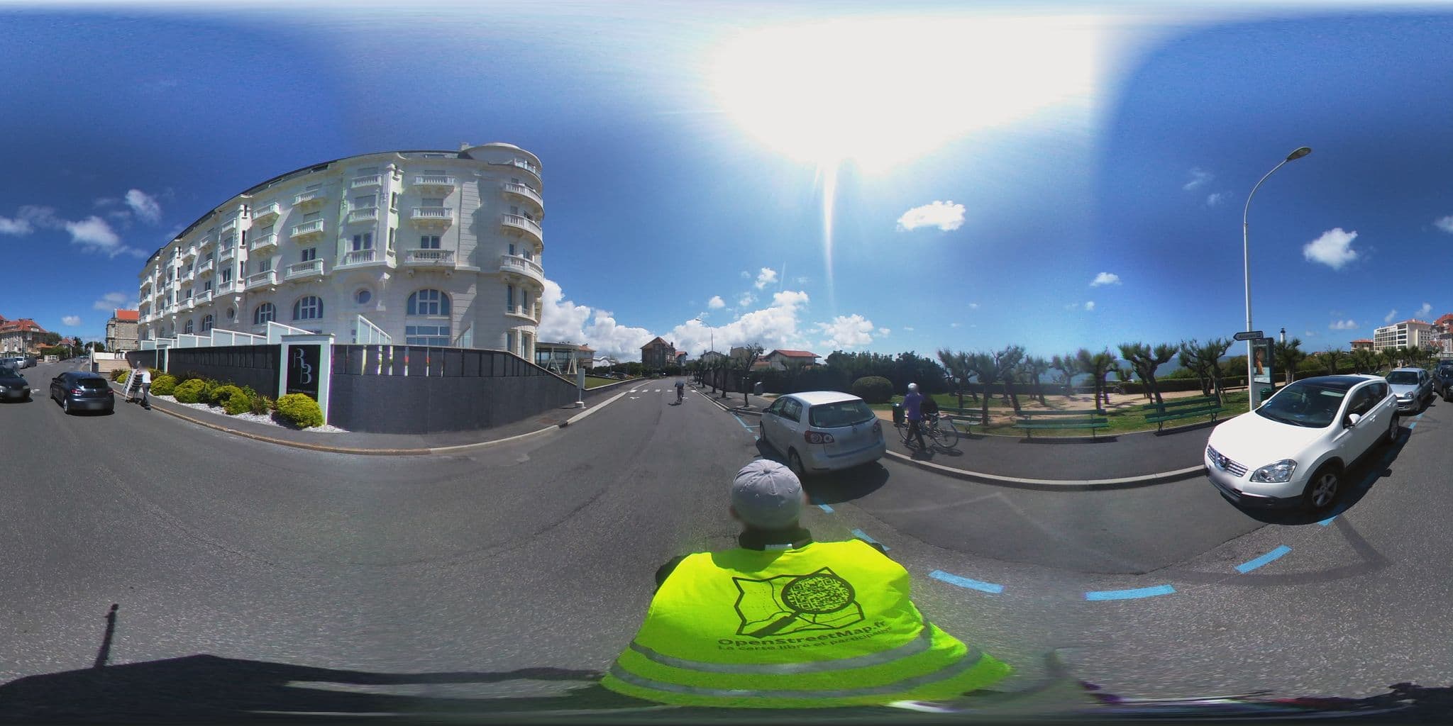 Street view near Le Regina Biarritz Hotel & Spa MGallery by Sofitel, Biarritz — © ev1velodyssee (CC BY-SA · Mapillary)