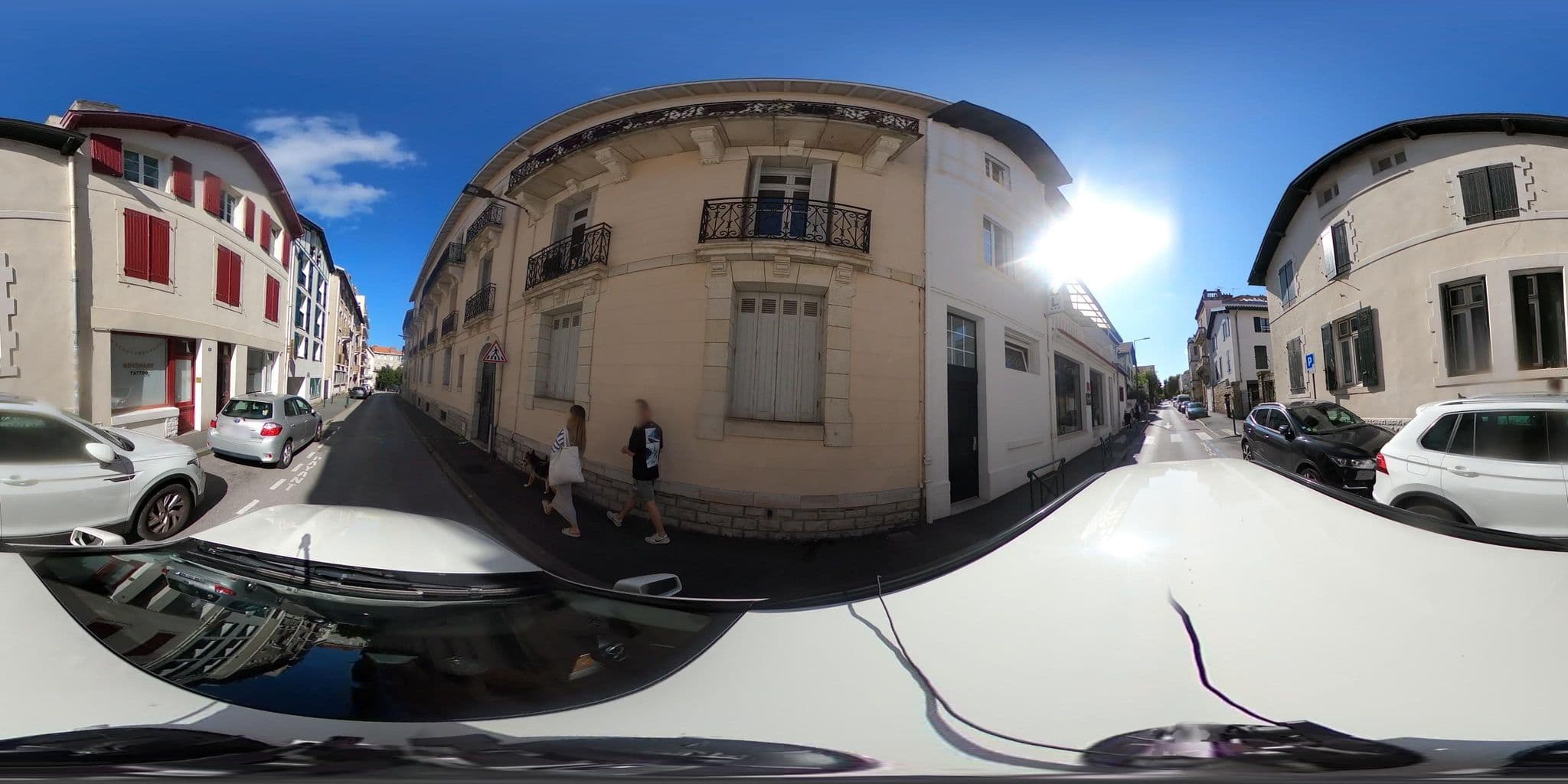 Street view near Hôtel Barnetche, Biarritz — © sanjorgepinho (CC BY-SA · Mapillary)