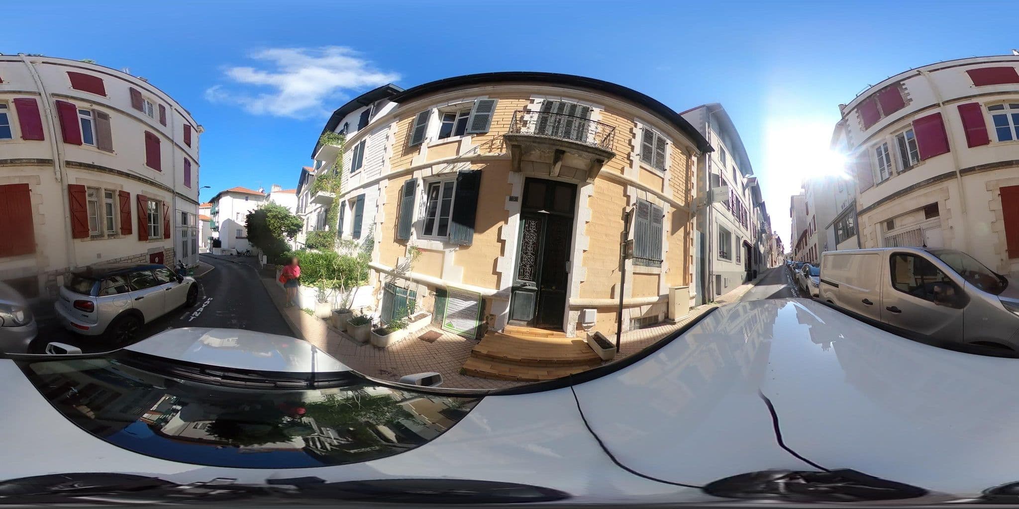Street view near Hotel Centre Biarritz, Biarritz — © sanjorgepinho (CC BY-SA · Mapillary)